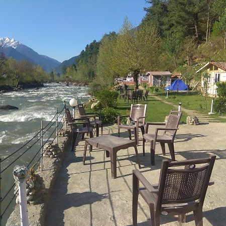 Hotel White House Pahalgam Exterior photo