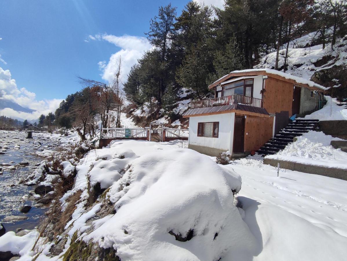 Hotel White House Pahalgam Exterior photo